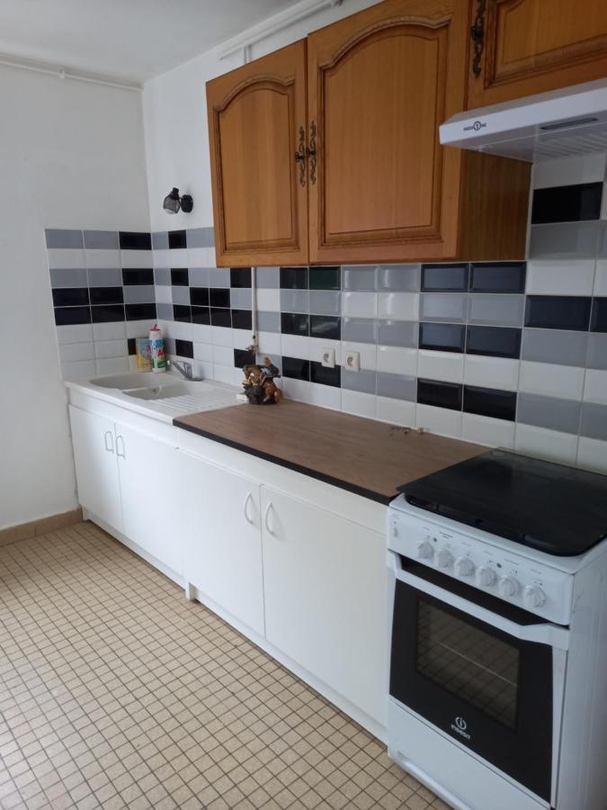 Spacieux 4 Pieces Apartment Beauvais